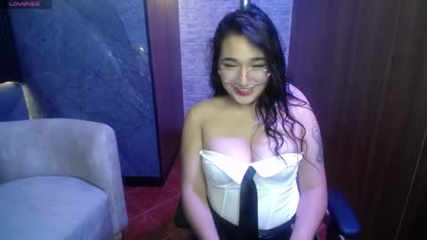 aura_cute_ online show from 29, 3, 2026