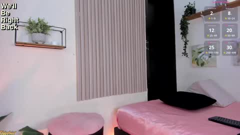 Hello I am Marcela follow me on my instagram  aura moon11 online show from 26, 1, 2025