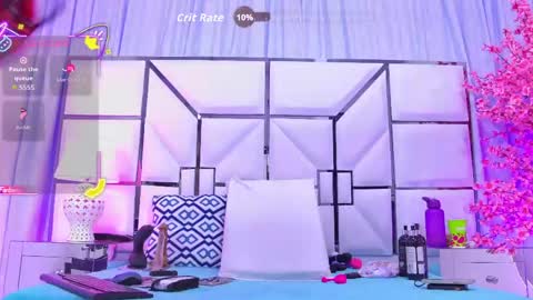 Aura online show from 28, 4, 2026