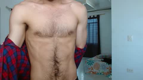 Snapshot of aureliv1 chatting on 8, 10, 2025 Aureliano online show from 8, 10, 2025