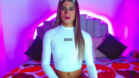 Snapshot of aurimelvalentina chatting on 14, 3, 2026 aurimel valentina online show from 14, 3, 2026