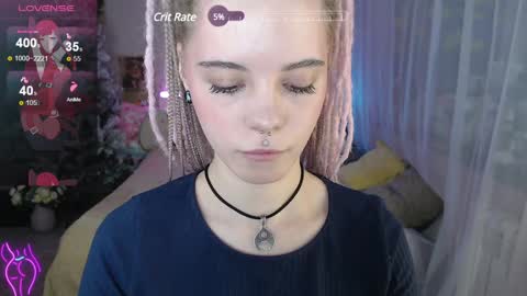 Snapshot of aurora__cute chatting on 4, 12, 2024 Auroraa Cute online show from 4, 12, 2024