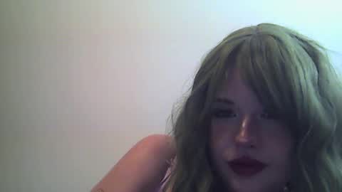 Snapshot of aurora_and_draven chatting on 24, 7, 2026 aurora_and_draven online show from 24, 7, 2026