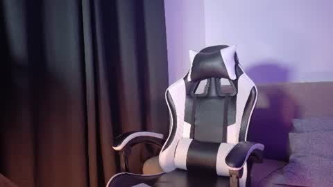 aurora_collins08 online show from 22, 7, 2026