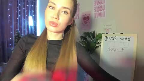 aurora_glow_211 online show from 12, 3, 2026