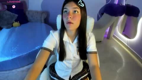 auroracute2 online show from 15, 9, 2025