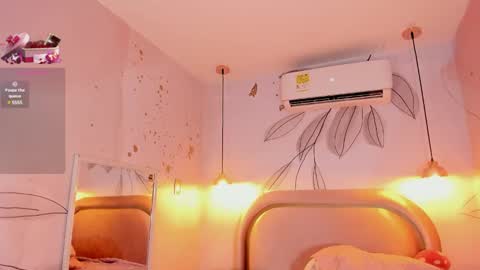 Snapshot of aurorafiore chatting on 12, 3, 2025 Aurora online show from 12, 3, 2025