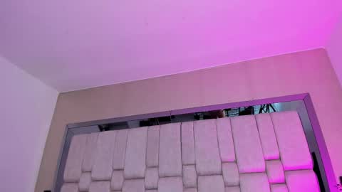 Aurora  online show from 16, 10, 2025