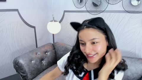 AuroraGracce online show from 20, 4, 2026