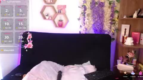 aurorahans online show from 18, 6, 2026