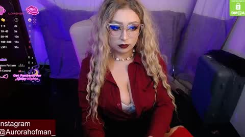 Snapshot of aurorahoffman chatting on 6, 11, 2025 Aurora online show from 6, 11, 2025