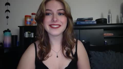 Snapshot of auroralightz1 chatting on 2, 2, 2026 auroralightz1 online show from 2, 2, 2026