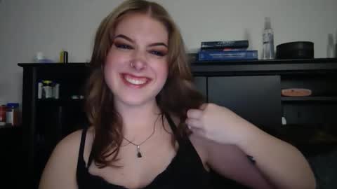 Snapshot of auroralightz1 chatting on 5, 3, 2026 auroralightz1 online show from 5, 3, 2026