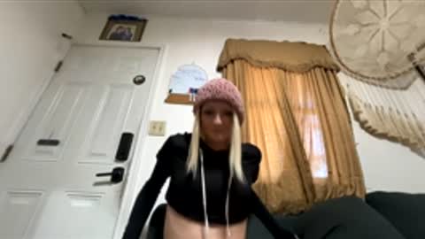 Destiny Nicole online show from 2, 6, 2026