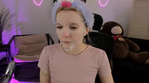 aurorawrenfield online show from 9, 3, 2026