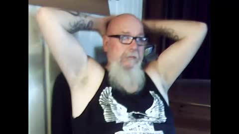 Snapshot of aussie44 chatting on 9, 4, 2026 aussie4inch online show from 9, 4, 2026