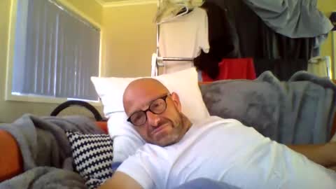 Snapshot of aussieguy59660 chatting on 6, 1, 2026 aussieguy59660 online show from 6, 1, 2026
