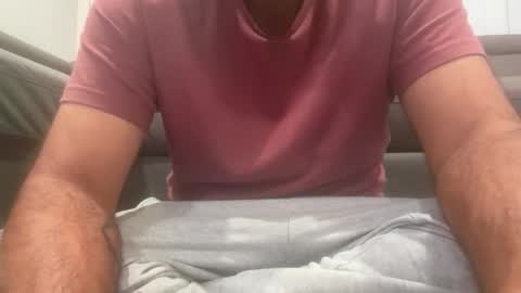 Snapshot of aussiejoeblack chatting on 27, 5, 2026 aussiejoeblack online show from 27, 5, 2026
