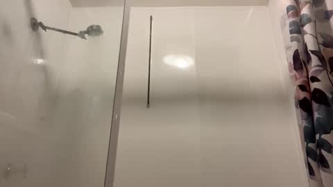 Snapshot of aussielovingxxx chatting on 4, 11, 2025 Milf4u online show from 4, 11, 2025