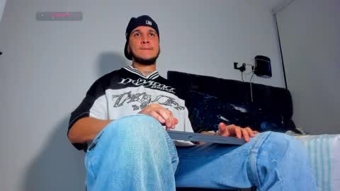 Snapshot of austin_curry chatting on 3, 6, 2026 A online show from 3, 6, 2026