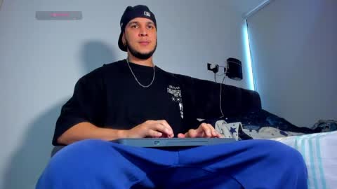 Snapshot of austin_curry chatting on 4, 6, 2026 A online show from 4, 6, 2026