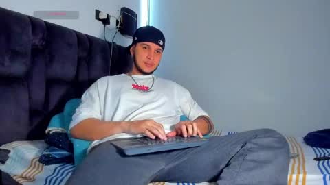 Snapshot of austin_curry chatting on 5, 6, 2026 A online show from 5, 6, 2026