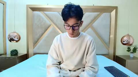 austinreeds online show from 3, 11, 2025