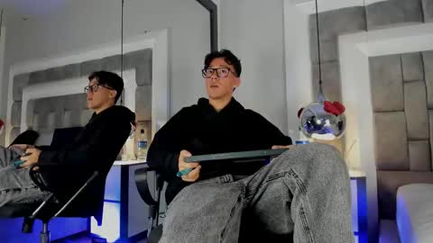 austinreeds online show from 5, 3, 2026