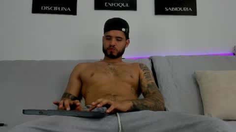 AustinTorres  online show from 23, 6, 2026