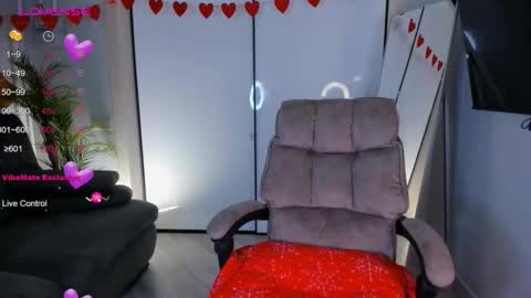 Snapshot of autumnwhisper_ chatting on 7, 3, 2026 Alice online show from 7, 3, 2026