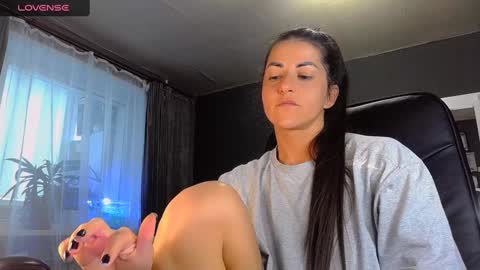 Snapshot of ava__doll chatting on 6, 2, 2025 Ava online show from 6, 2, 2025