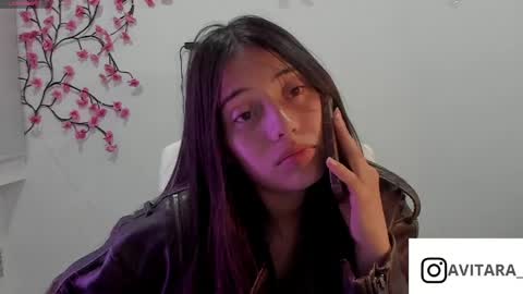 Snapshot of ava_broown chatting on 29, 4, 2026 online show from 29, 4, 2026