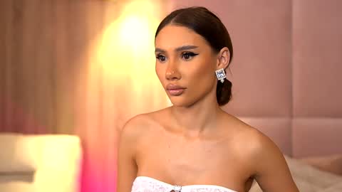 Ava online show from 6, 1, 2025