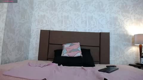 Snapshot of ava_raye chatting on 27, 5, 2026 Ava online show from 27, 5, 2026