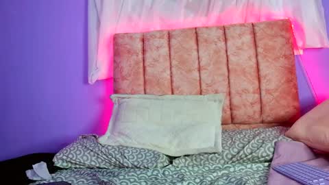 Snapshot of ava_raye chatting on 5, 6, 2026 Ava online show from 5, 6, 2026
