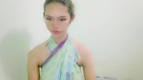 Snapshot of avacadaxcx chatting on 11, 9, 2025 avacadaxcx online show from 11, 9, 2025