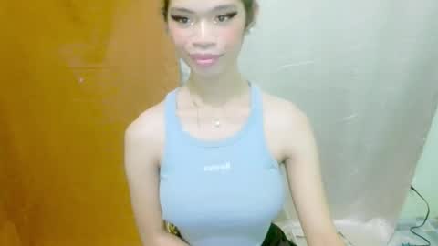 Snapshot of avacadaxcx chatting on 14, 10, 2025 avacadaxcx online show from 14, 10, 2025