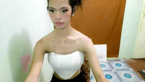 Snapshot of avacadaxcx chatting on 24, 10, 2025 avacadaxcx online show from 24, 10, 2025