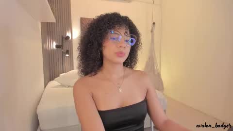 Avalon online show from 15, 9, 2025