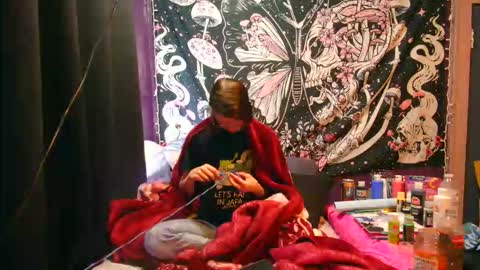 Snapshot of avalonariax0x0 chatting on 6, 5, 2026 Avalon Aria online show from 6, 5, 2026