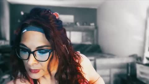 avamae online show from 16, 1, 2025