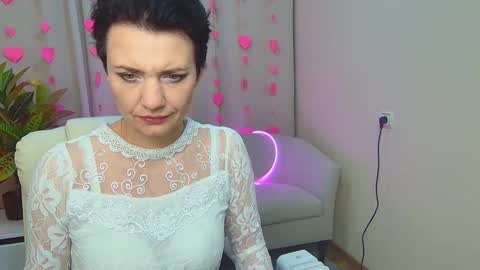 Snapshot of avasaturnian chatting on 9, 2, 2026 avasaturnian online show from 9, 2, 2026