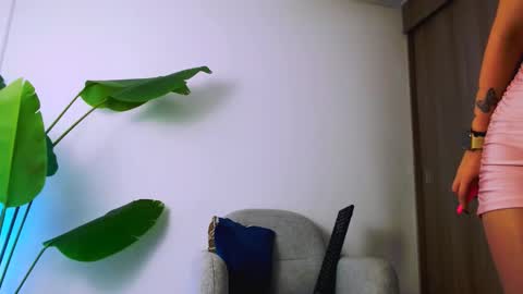 Snapshot of aveline_nuit chatting on 5, 3, 2026 Hi im aqua is nice with me online show from 5, 3, 2026