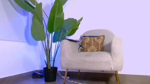 Hi im aqua is nice with me online show from 10, 6, 2026