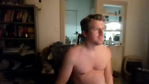 Snapshot of avenger8248 chatting on 10, 10, 2025 Avenger online show from 10, 10, 2025