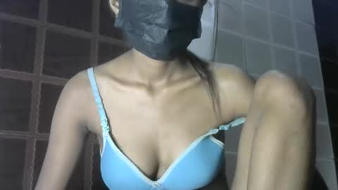 avery_lust01 online show from 27, 3, 2026