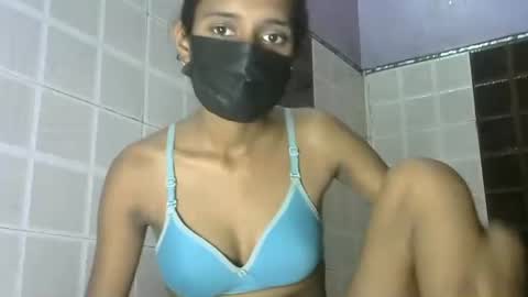 avery_lust01 online show from 28, 4, 2026