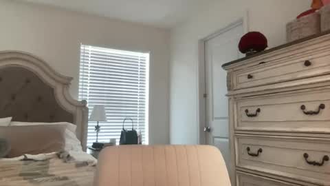 Averybrookee online show from 16, 6, 2026
