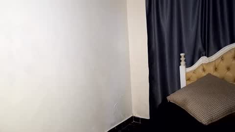 Snapshot of averygoodbadgirl chatting on 17, 6, 2026 averygoodbadgirl online show from 17, 6, 2026