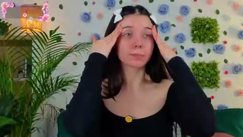 AveryWillow online show from 15, 6, 2026